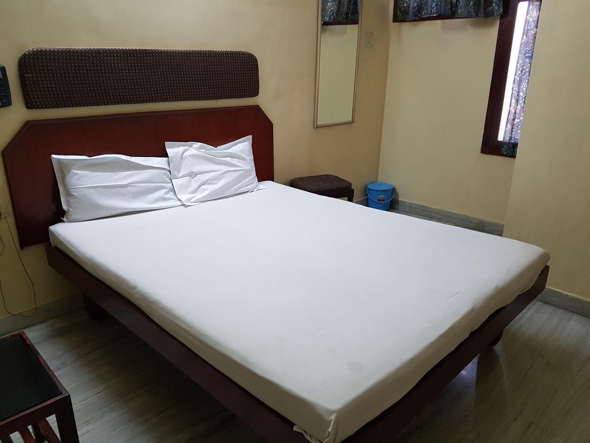 Sri Sai Residency Hotel Tirupati Kültér fotó